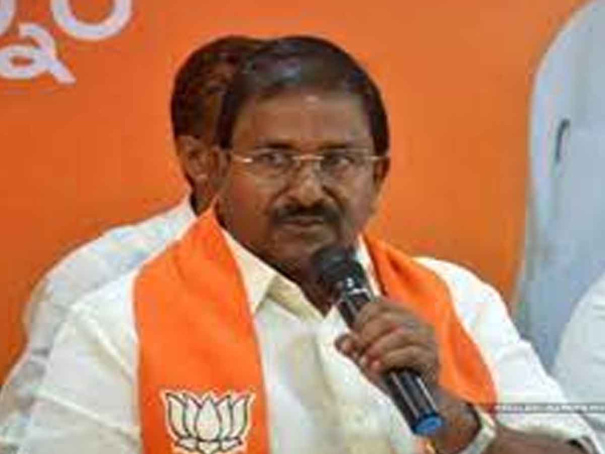 పీఆర్సీ పోరాటంలో ఉద్యోగుల‌కు మ‌ద్ధ‌తు: సోము వీర్రాజు