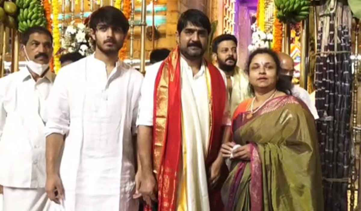 శ్రీవారి సేవ‌లో న‌టుడు శ్రీకాంత్‌