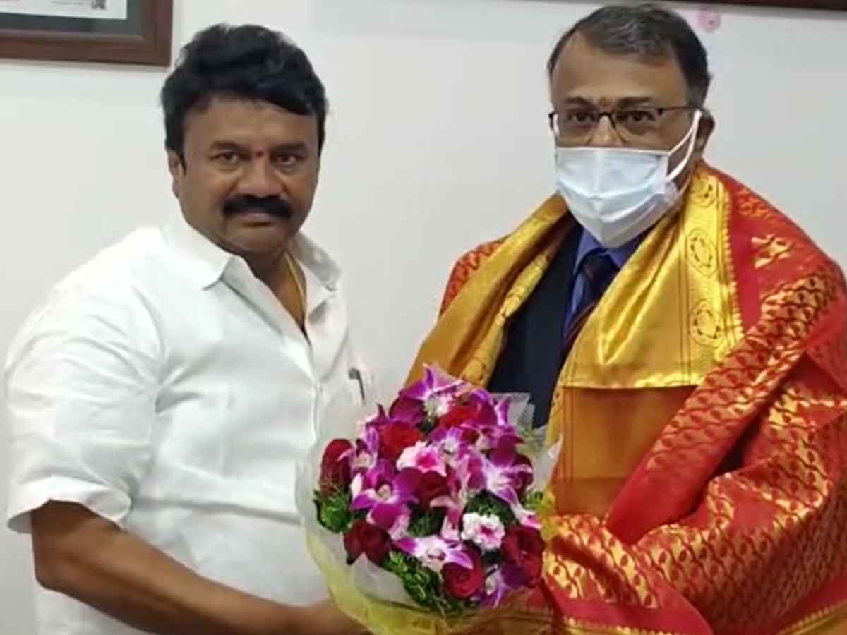 Hyderabad |స్పెషల్ చీఫ్ సెక్రటరీగా బాధ్యతలు స్వీకరించిన ఆధర్ సిన్హా