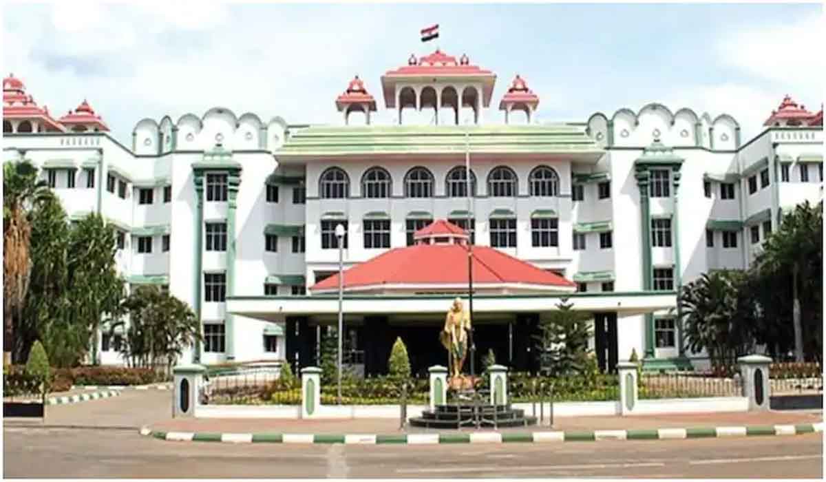 17 ఏళ్ల‌ అమ్మాయి సూసైడ్‌.. కేసు సీబీఐకి అప్ప‌గింత‌