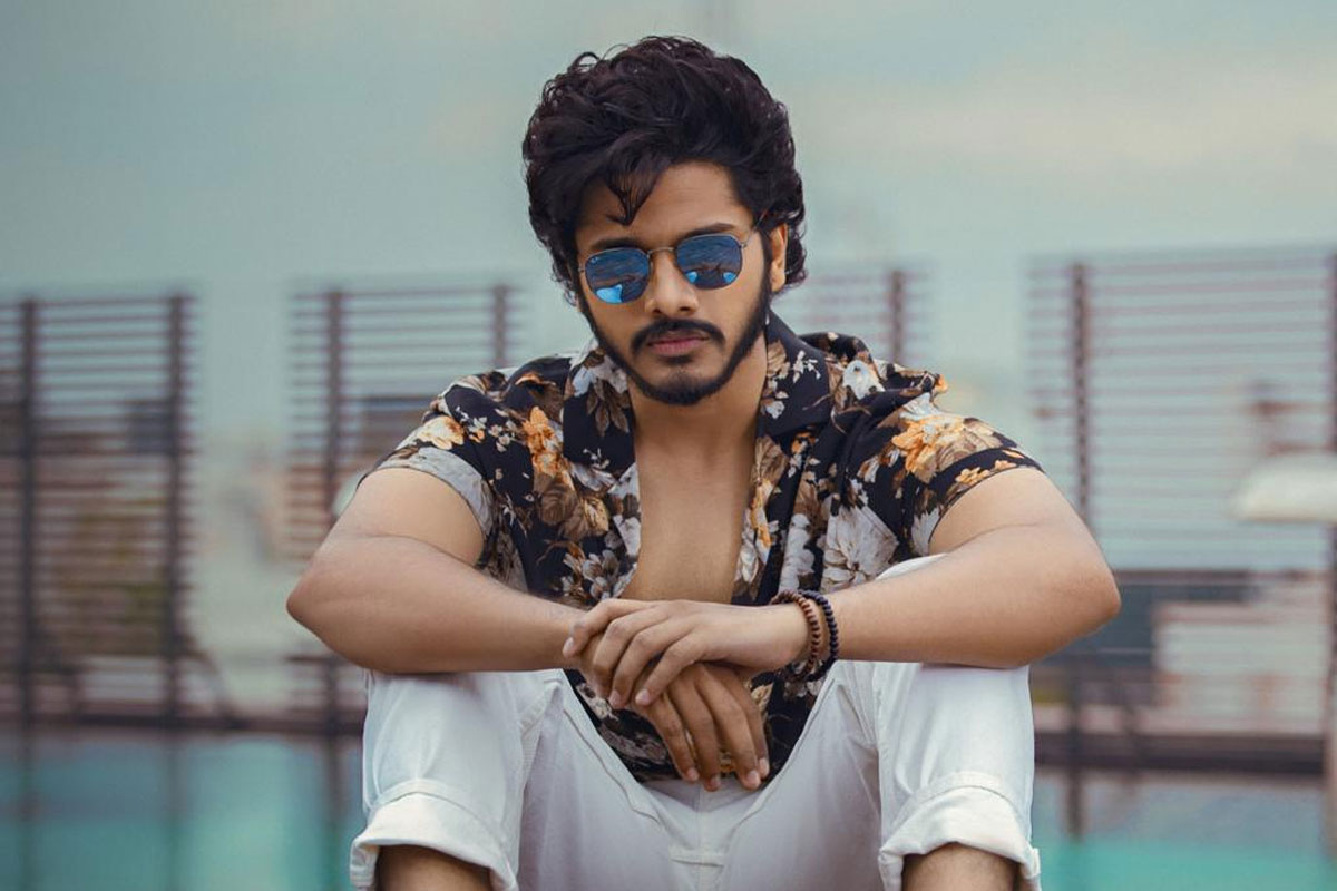 ఆ కుర్ర హీరో సినిమాకు అదిరిపోయే ఆఫర్.. డిజిటల్ లో షాకింగ్ రేటు..