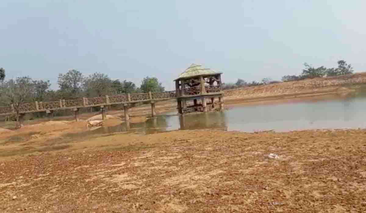 సిరిసిల్ల ప్ర‌జ‌ల ఆహ్లాదం కోసం అట‌వీప్రాంతంలో అందంగా రూపుదిద్దుకుంటున్న అర్బ‌న్ పార్క్‌..!!