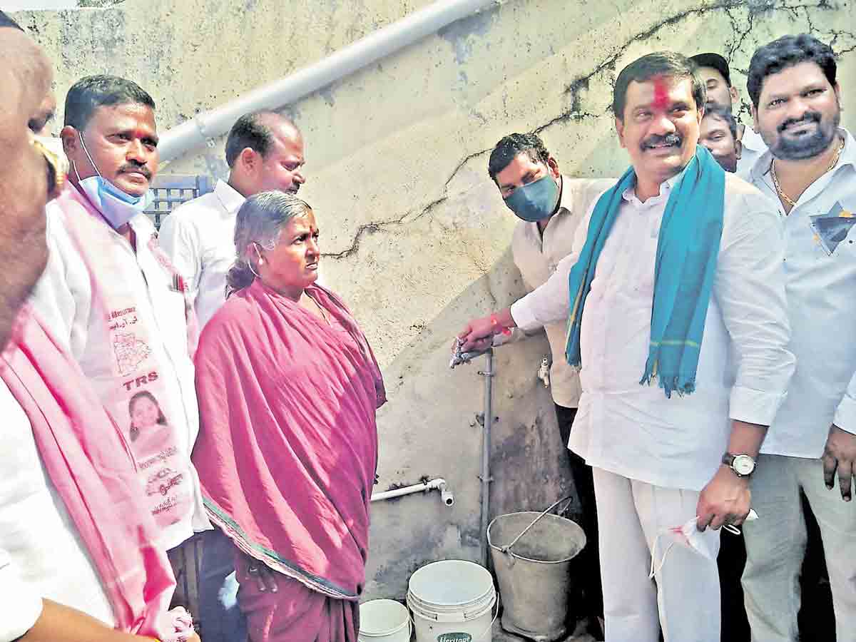 ఇదిగో నడ్డా.. భగీరథ నీళ్లు