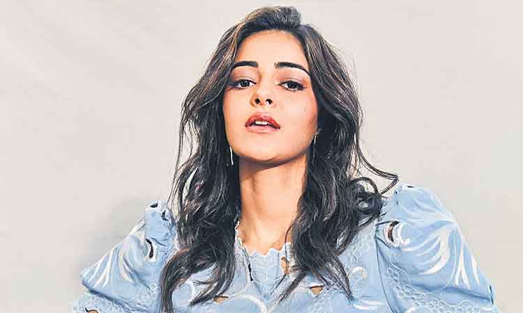 నా చుట్టూ అతని ప్రేమే..