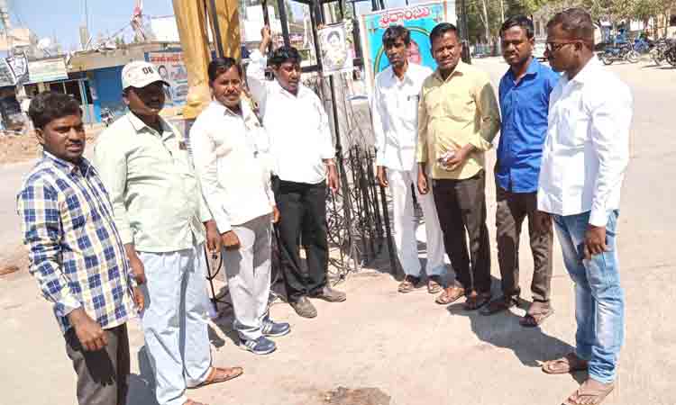 ఆజాద్‌ ఆశయ సాధనకు కృషి చేయాలి