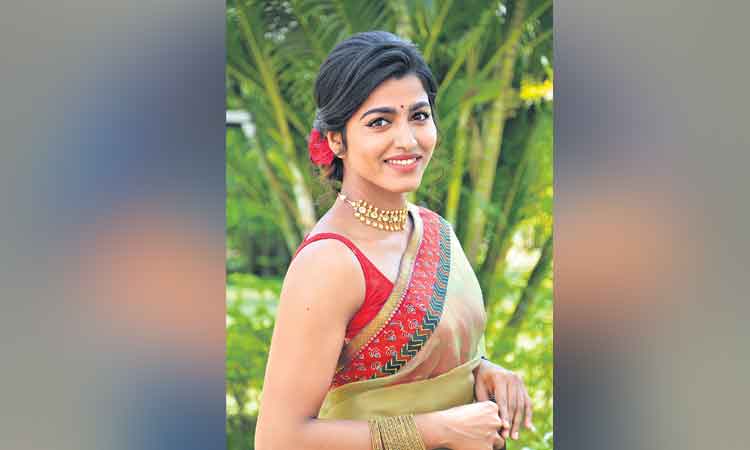 యువత మెచ్చే‘షికారు’