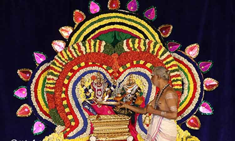 సోమస్కందమూర్తిగా దర్శనమిచ్చిన తిరుమలేశుడు..