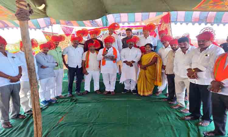 ఆలయాల అభివృద్ధికి తోడ్పడాలి