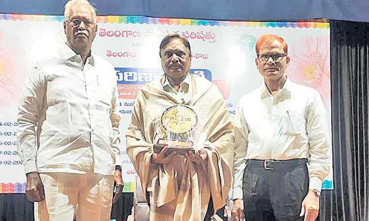 పాఠశాల స్థాయిలోనే గురువుల ప్రోత్సాహం..