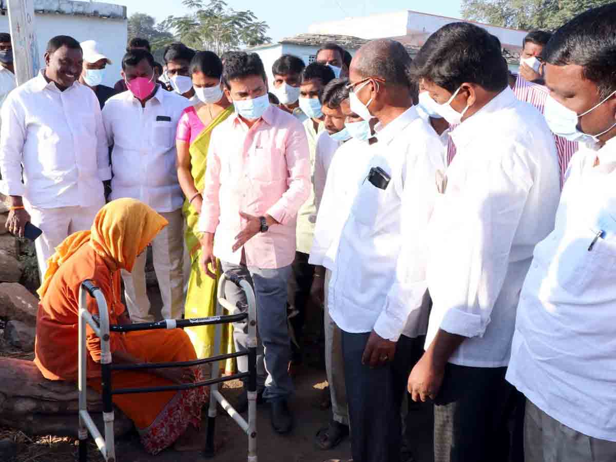 Vikarabad : అభివృద్ధి బాటలో గ్రామ పంచాయతీల పయాణం.. ఎమ్మెల్యే ఆనంద్‌