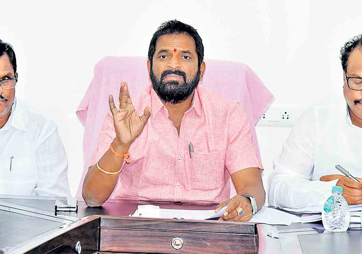 ఎస్సీలను సంపన్నులను చేస్తాం