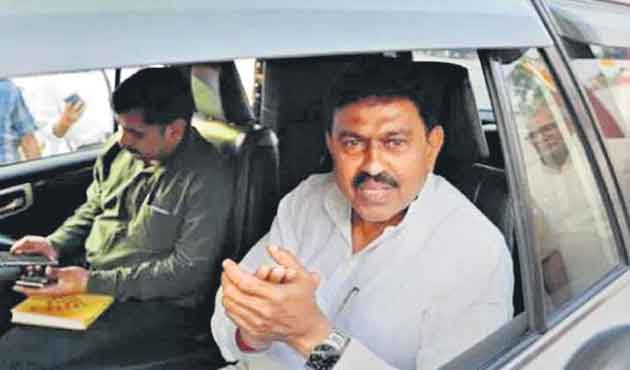 అజయ్‌మిశ్రాపై పోటీచేస్తా లఖింపూర్‌ రైతు కుమారుడి ప్రకటన