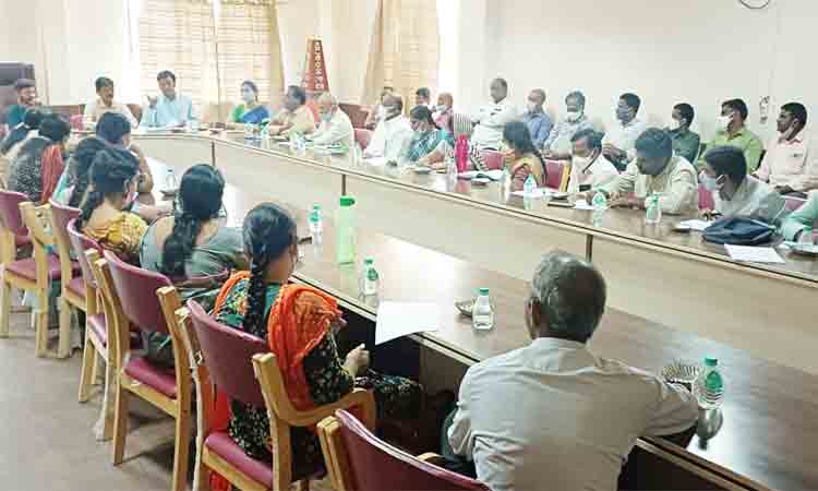 గత షెడ్యూల్ మేరకే డిగ్రీ పరీక్షలు