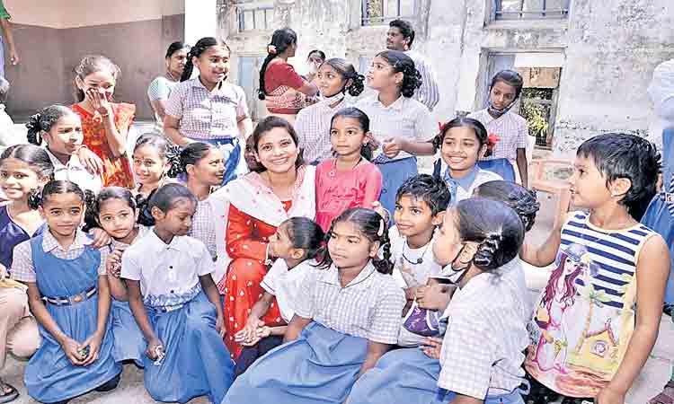 ఇంగ్లిష్‌ మీడియం చదువులు