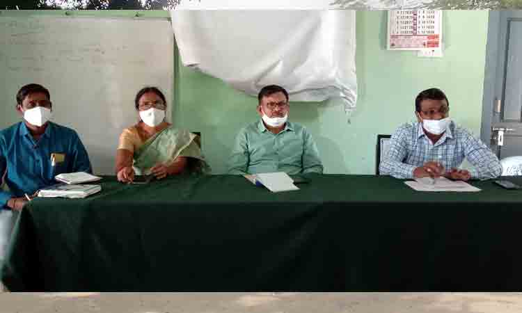 అభివృద్ధి కార్యక్రమాలు చేపట్టాలి