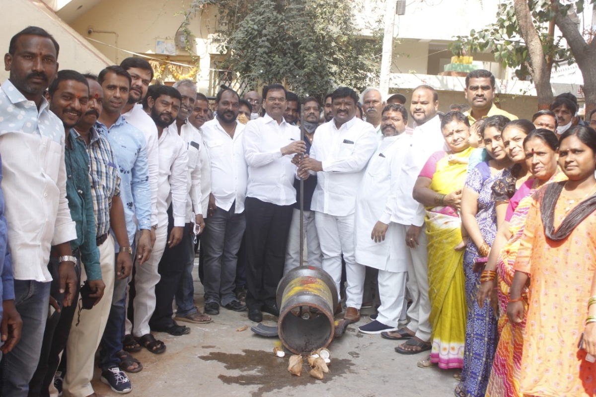 Development works | శరవేగంగా అభివృద్ధి పనులు : ఎమ్మెల్యే కాలేరు వెంకటేశ్‌