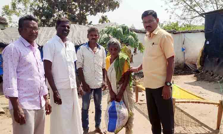 అనాథాశ్రమాలకు వృద్ధులు