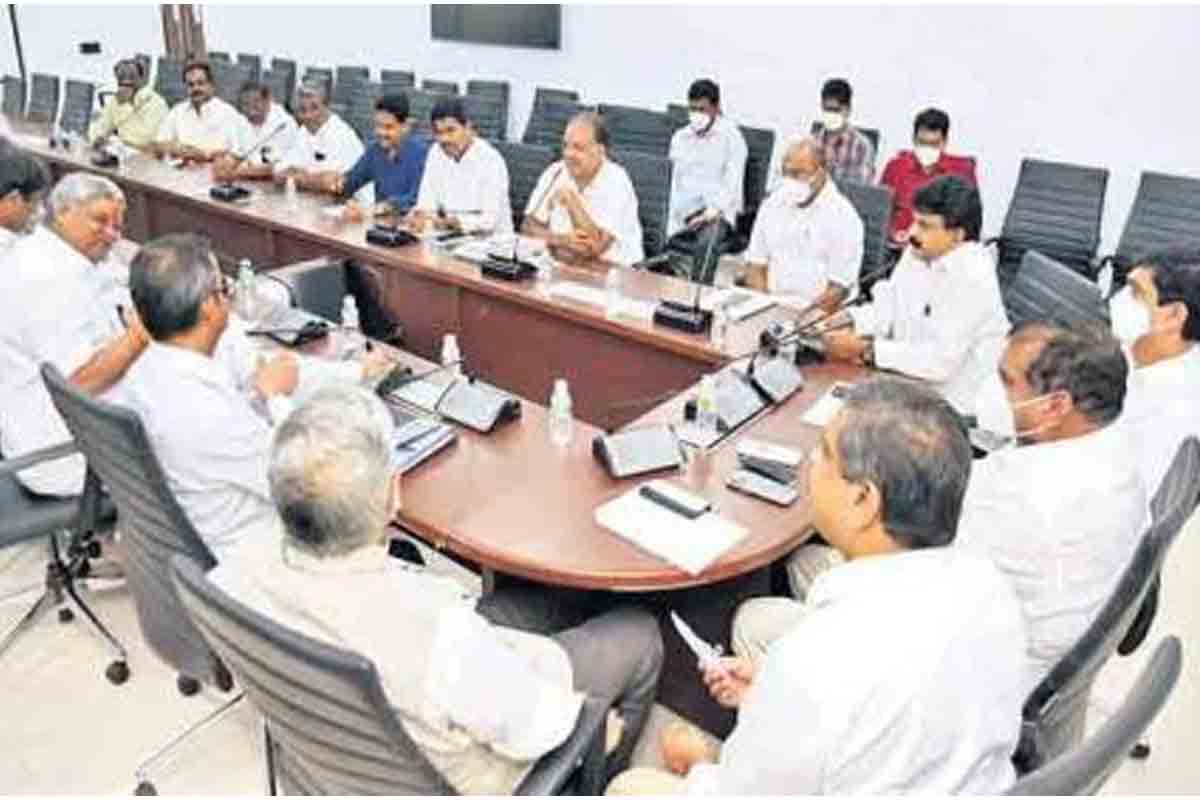 ఐదేండ్ల కొకసారి పీఆర్సీకి ఏపీ మంత్రుల కమిటీ సుముఖత