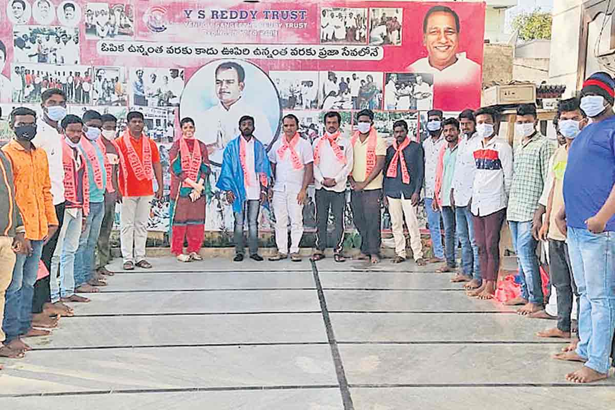 ప్రతి ఇంటికి సంక్షేమ పథకాలు