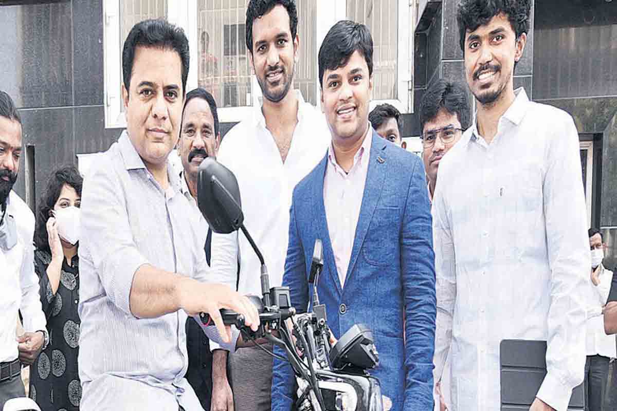 ఈవీ సృష్టికర్త సింగారం బిడ్డ