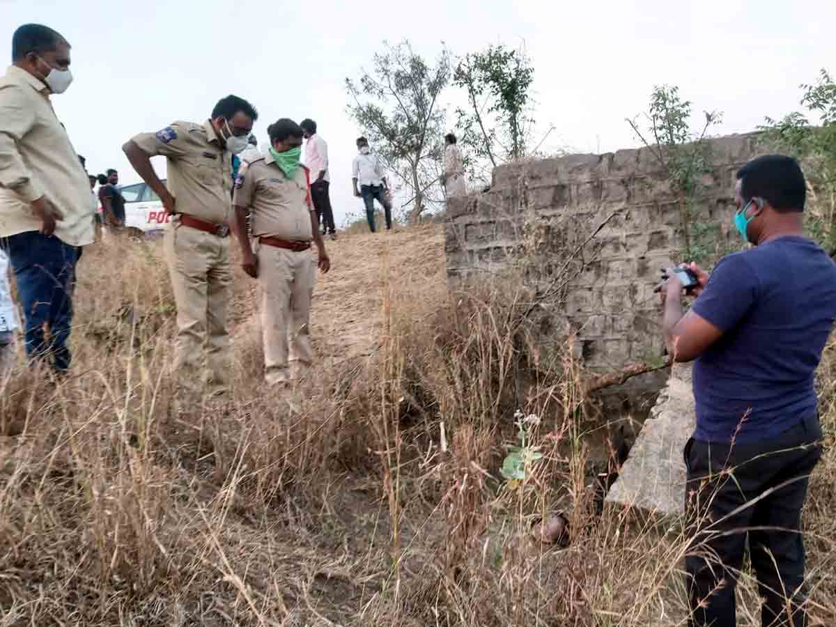 Crime : చిట్టెంపల్లిలో గుర్తు తెలియని మృతదేహం లభ్యం..