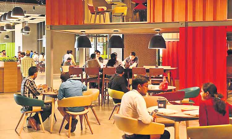 ఆఫీసుకు వచ్చేయండి