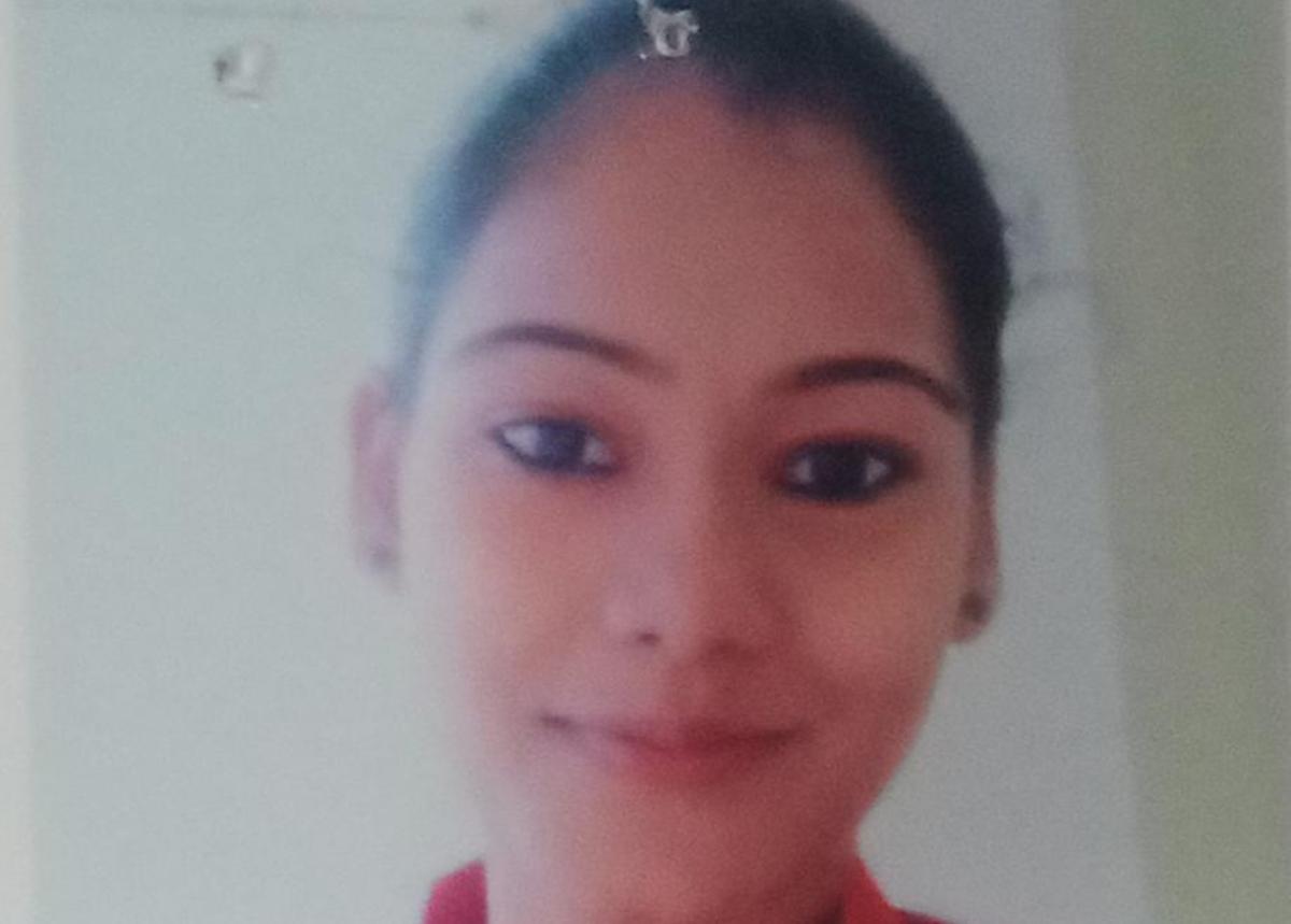 Missing | ఇంటి నుంచి బ‌య‌ట‌కు వెళ్లిన యువతి అదృశ్యం