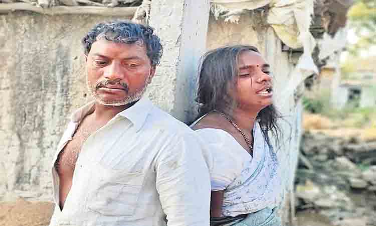 మంత్రాల నెపంతో దంపతులపై దాడి