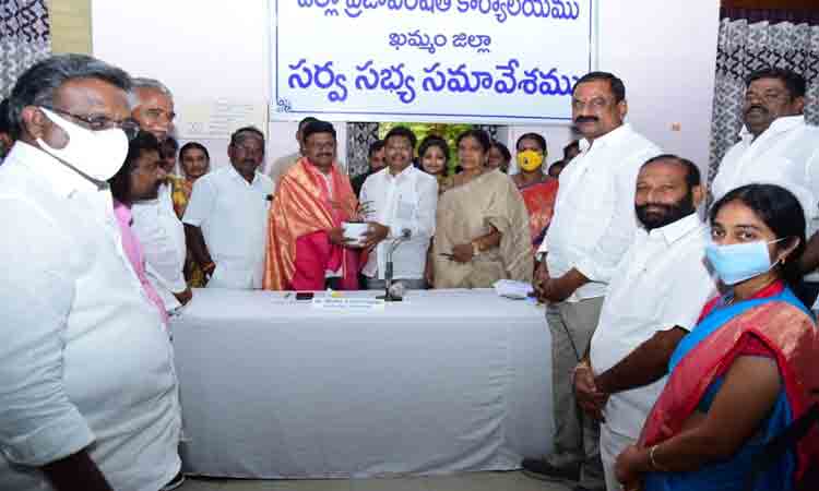 బడుల బలోపేతానికి కృషి