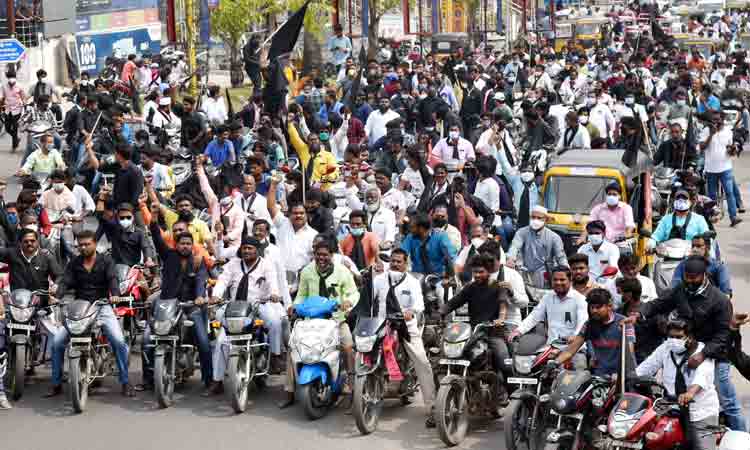 ప్రధాని వ్యాఖ్యలపై భగ్గుమన్న గులాబీ సైన్యం