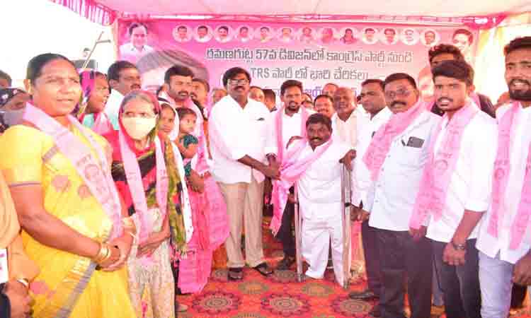 నగరంలో టీఆర్‌ఎస్‌ జోష్‌