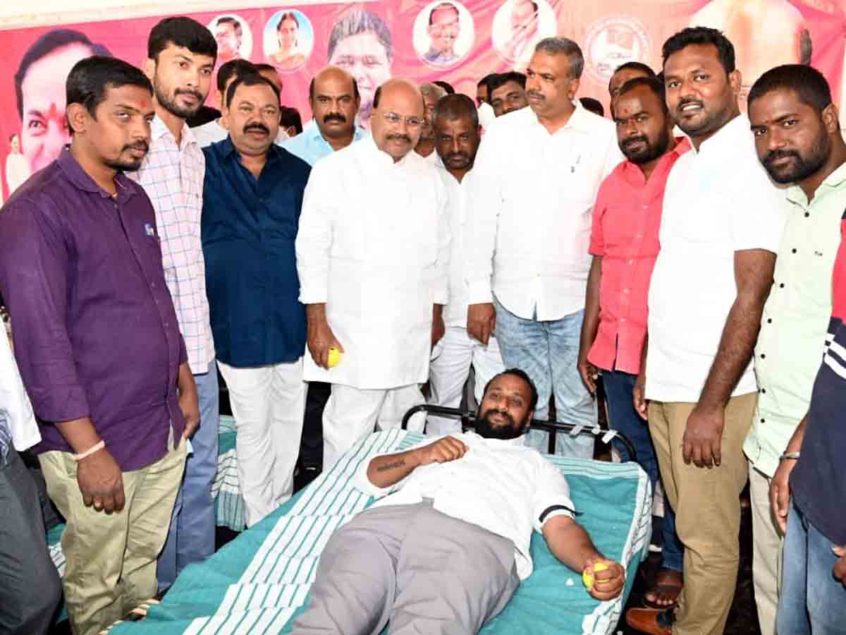 Rangareddy : రక్తదాన శిబిరాలు.. ప్రత్యేక పూజలు…