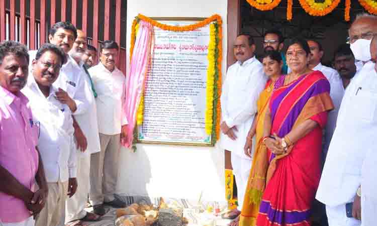 అన్నదాతల ఆర్థికాభివృద్ధే..సీఎం కేసీఆర్‌ ధ్యేయం