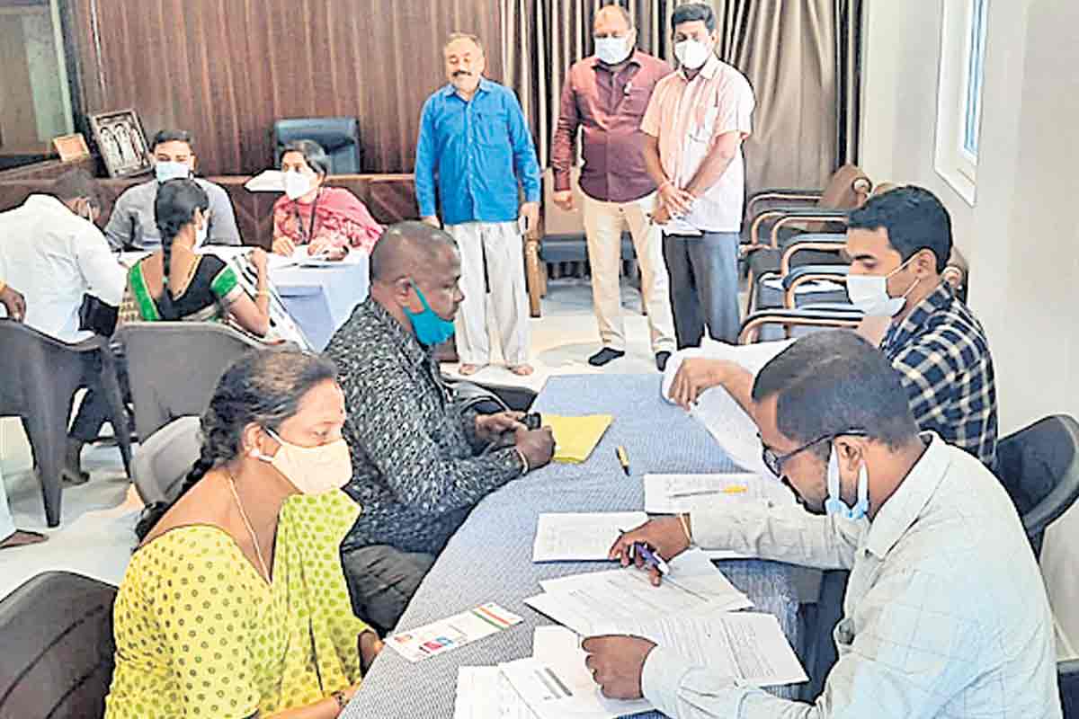 పారదర్శకంగా లబ్ధిదారుల ఎంపిక