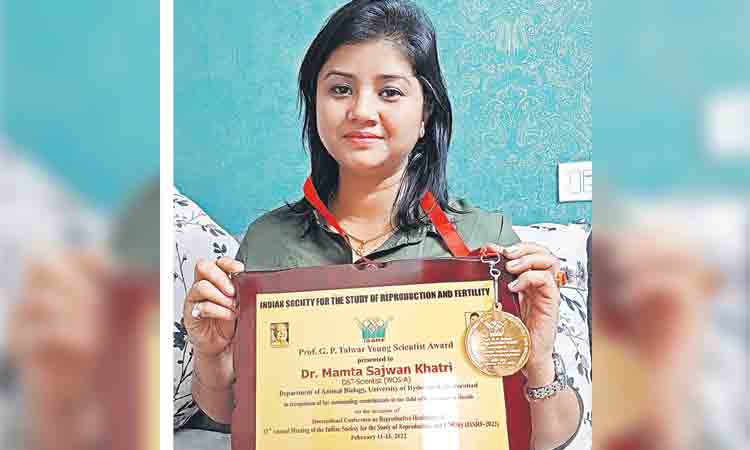 మమతా సజ్వాన్‌ ఖత్రీకి యంగ్‌ సైంటిస్ట్‌ అవార్డు