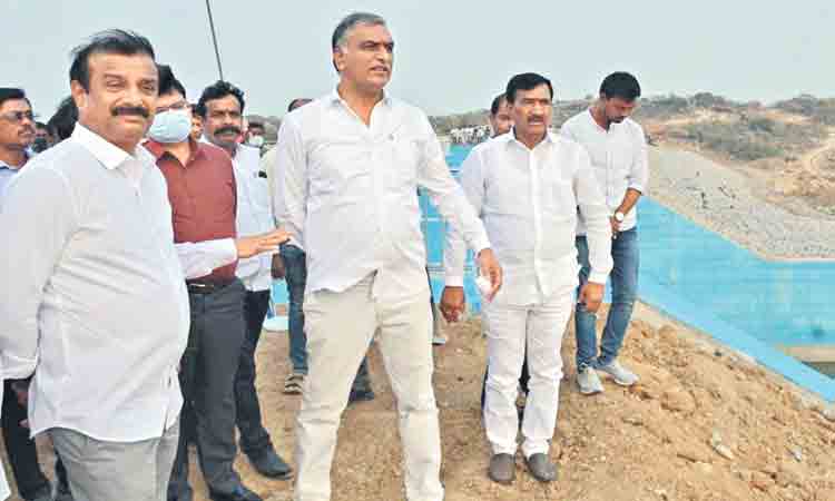 వెక్కిరించిన నోళ్లే అసూయ పడేలా..