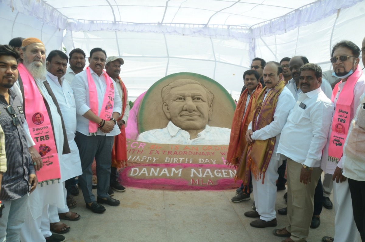 CM KCR birthday | సీఎం కేసీఆర్‌ నాయకత్వంలో పనిచేయడం గర్వంగా ఉంది :  ఎమ్మెల్యే దానం నాగేందర్‌