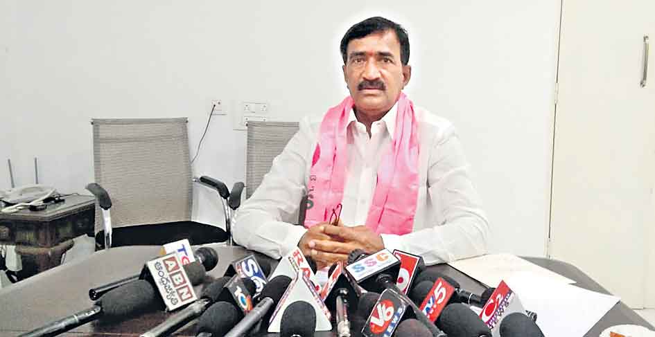 రాజ్యాంగాన్ని మార్చిందే మీరు