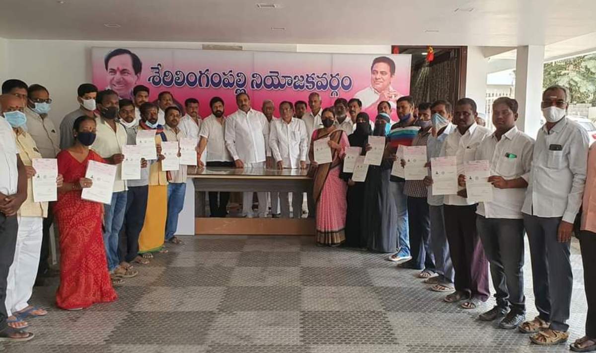 Cmrf | సీఎం సహాయ నిధి చెక్కుల అంద‌జేత‌