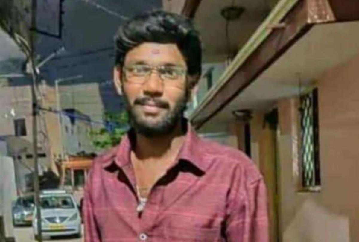 Young man suicide | ఆర్థిక ఇబ్బందులతో యువకుడి ఆత్మహత్య