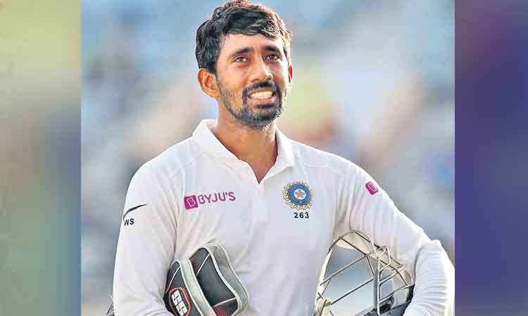 నా రిటైర్మెంట్‌ కోరారు : సాహా