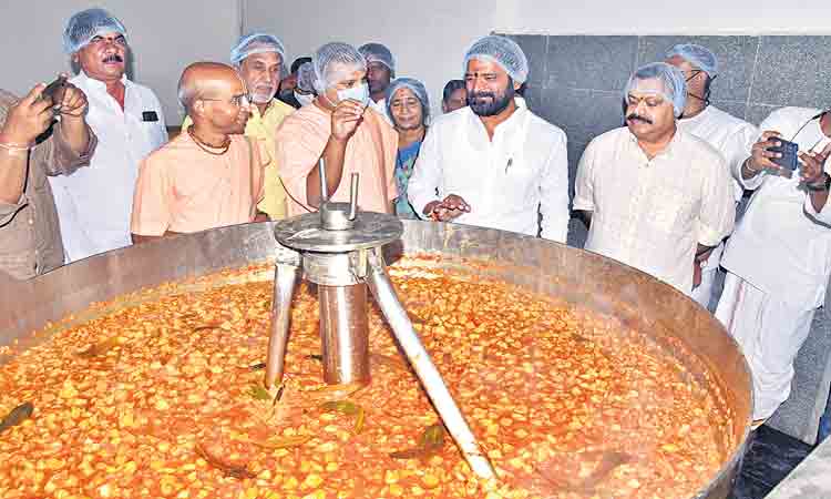 ధార్మిక సంస్థలకు ప్రభుత్వ ప్రోత్సాహం