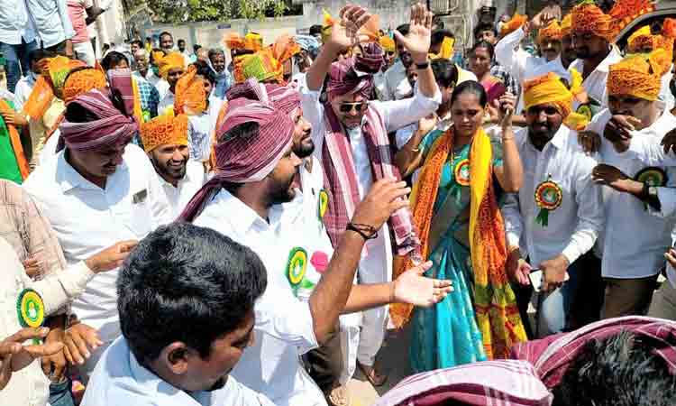 గిరిజనుల ఆరాధ్య దైవం సంత్‌ సేవాలాల్‌