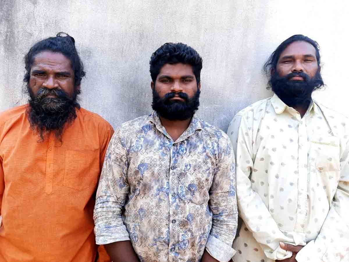 Crime : ప్రజలను మోసగించిన బురిడి బాబాలు అరెస్ట్‌.. రూ. 13లక్షలు రికవరి