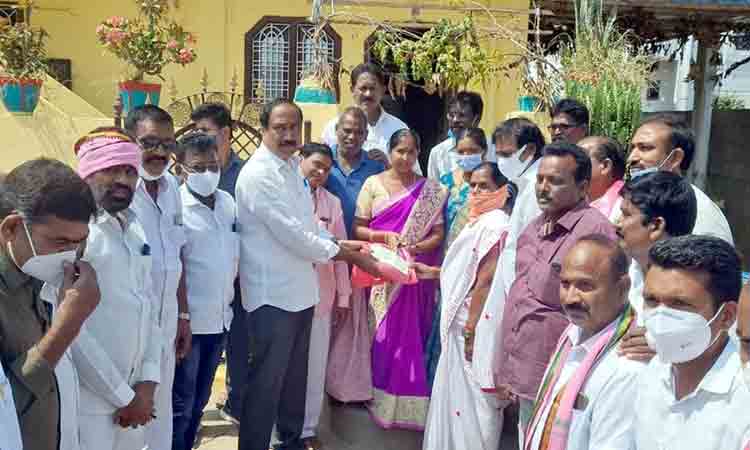 పేదల చెంతకే సంక్షేమం