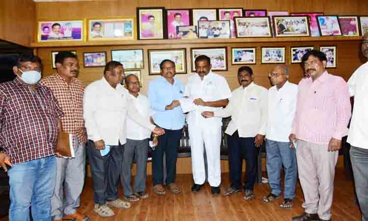 నగరాభివృద్ధిలో ఇంజినీర్లు భాగస్వాములవ్వాలి