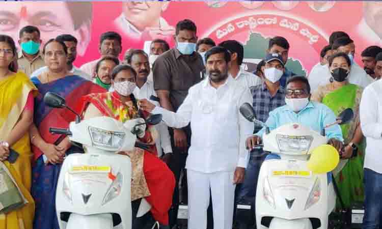 దివ్యాంగులకు అండగా రాష్ట్ర ప్రభుత్వం