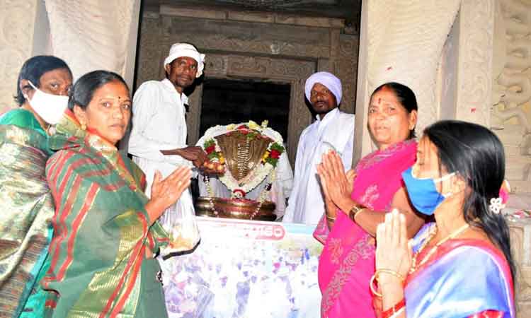 ముగిసిన నాగోబా జాతర