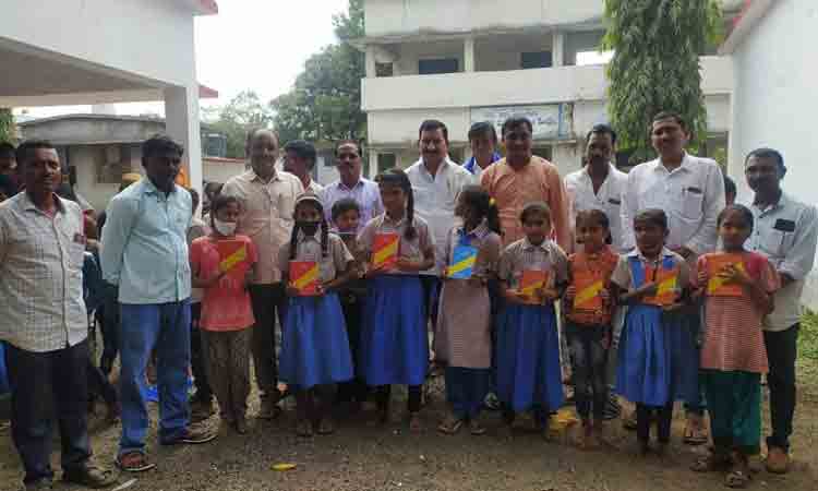 అభివృద్ధి ప్రదాత సీఎం కేసీఆర్