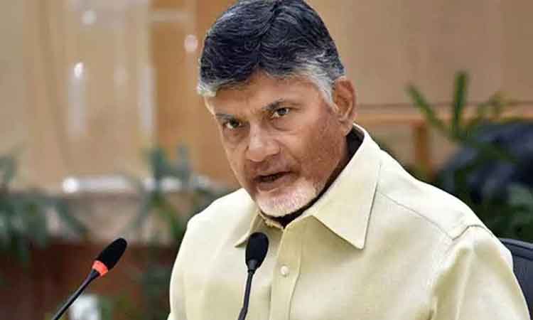 ఏపీ సీఎం జగన్‌ను చిరంజీవి ప్రాధేయపడాలా ? :  చంద్రబాబు